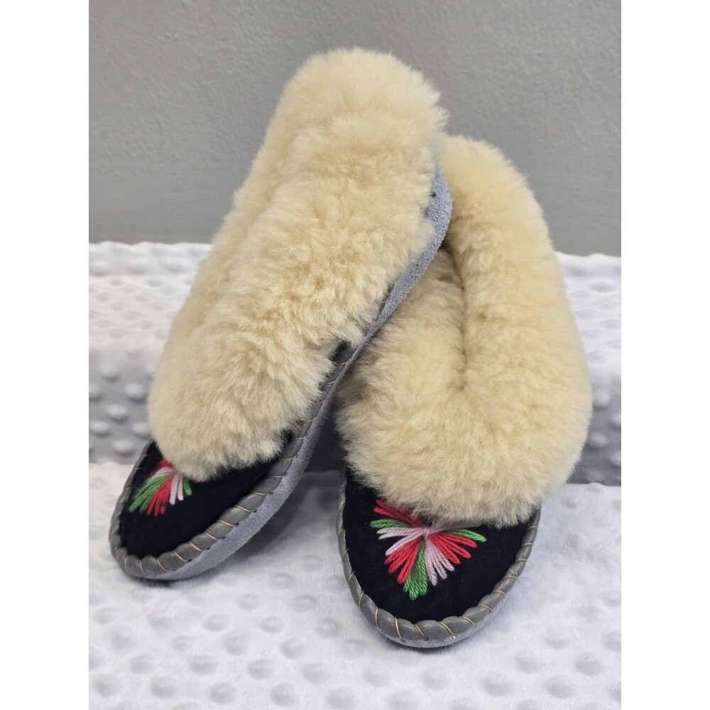 Suede Moccasin Slippers Black Embroidered Sheepskin Lined US 10 Hard Soles Wool